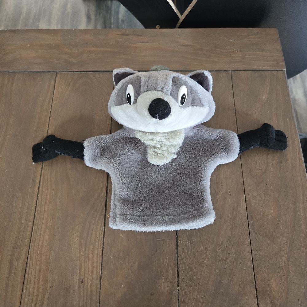 Disney Pocahontas Meeko The Raccoon Vintage Hand Puppet